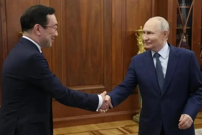 Николаев доложил Путину о достижениях Якутии