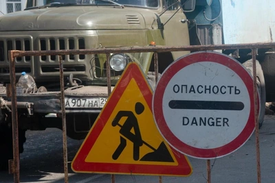 Улицу в Архангельске перекрыли для сноса здания