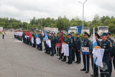 Камчатские пожарные участвуют в соревнованиях ГДЗС в Хабаровске