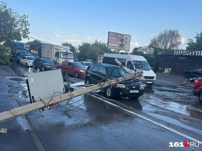 Водителей просят не выезжать в непогоду по возможности | Источник: читатель 161.RU
