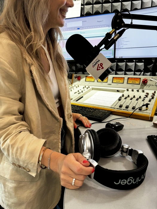 На «Семерке» экспериментируют с хитами 90-х и 2000-х в вечернем эфире | Источник: «Радио-7»