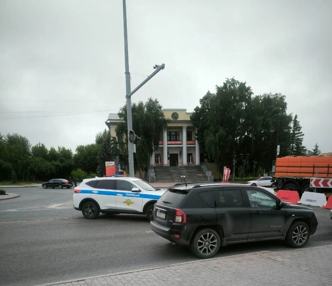 Около 2000 спортсменов приняли участие в этом мероприятии в Тюмени. Улицы были перекрыты, а за порядком следили сотрудники полиции | Источник: читатель 72.RU