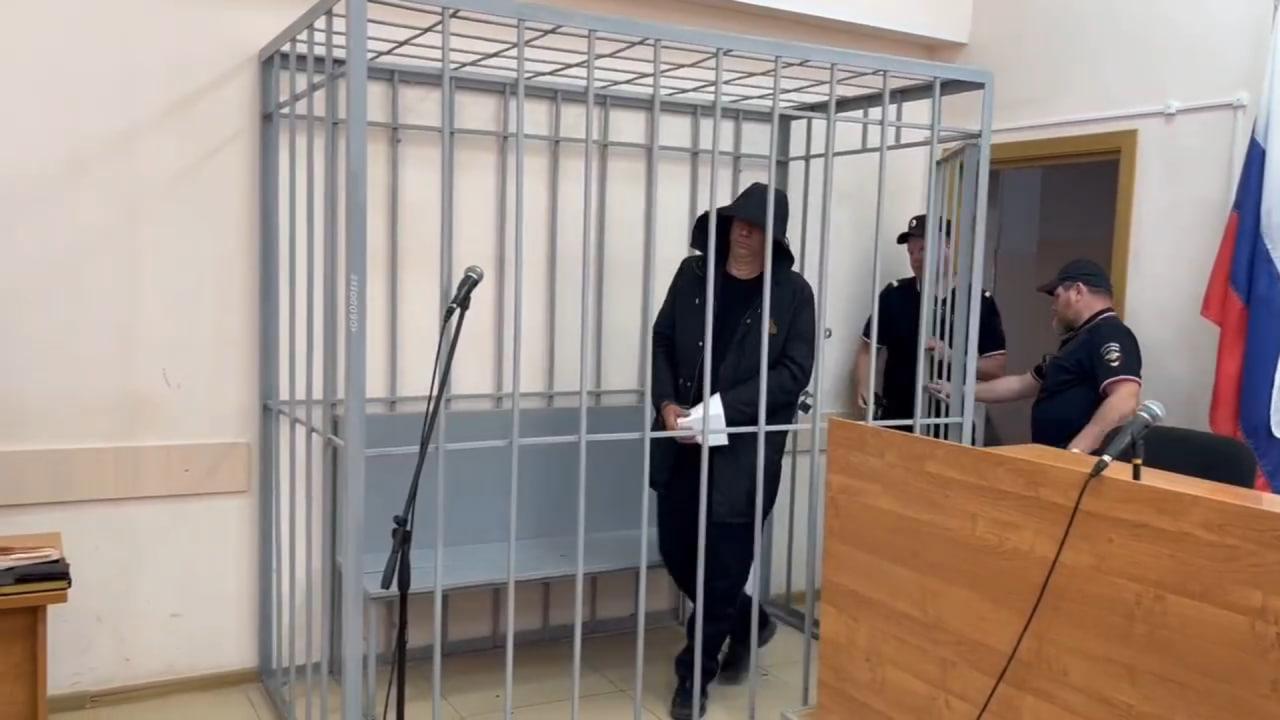 «Можно я не буду? Тяжело»: что сказал на суде директор сгоревшего завода в Ярославской области — ви…