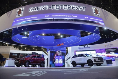 Мост, Кресты, Jeland и реактор: стенд Петербурга на ПМЭФ-2026