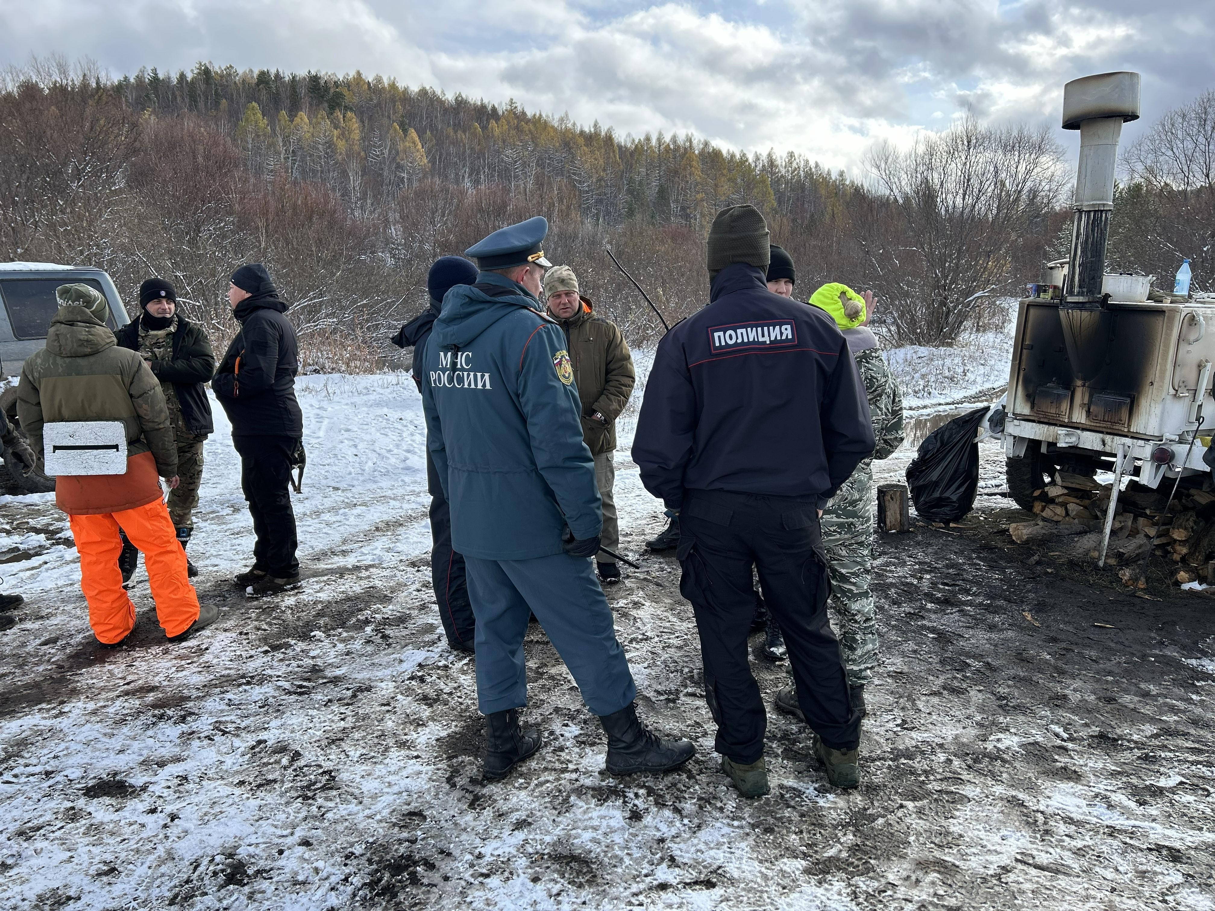 В тайге нашли вещи, их проверили на принадлежность Усольцевым — новые факты в расследовании пропажи семьи