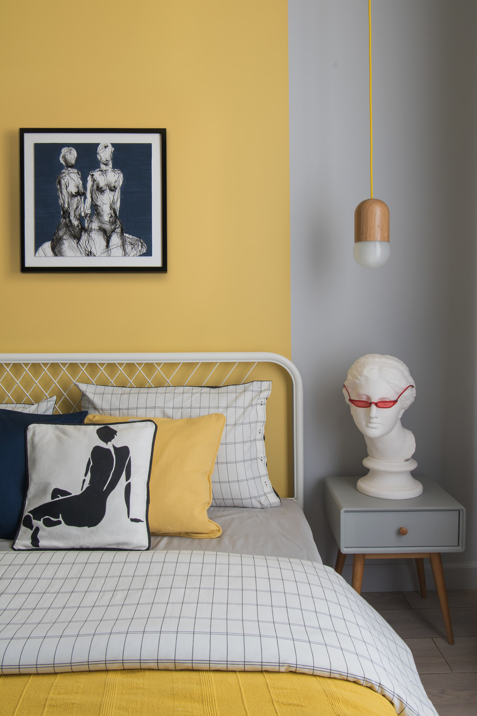 Желтый цвет в интерьере: сочетания с другими оттенками и с различными стилями