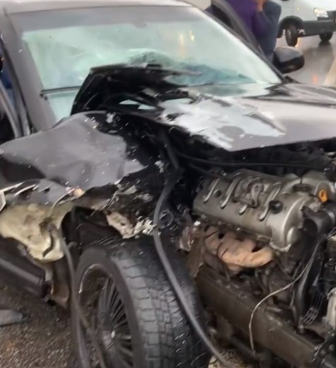 «Сидела в телефоне за рулем»: Белла Потемкина вдребезги разбила машину мужа