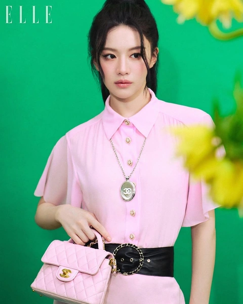Источник: @ellekorea
