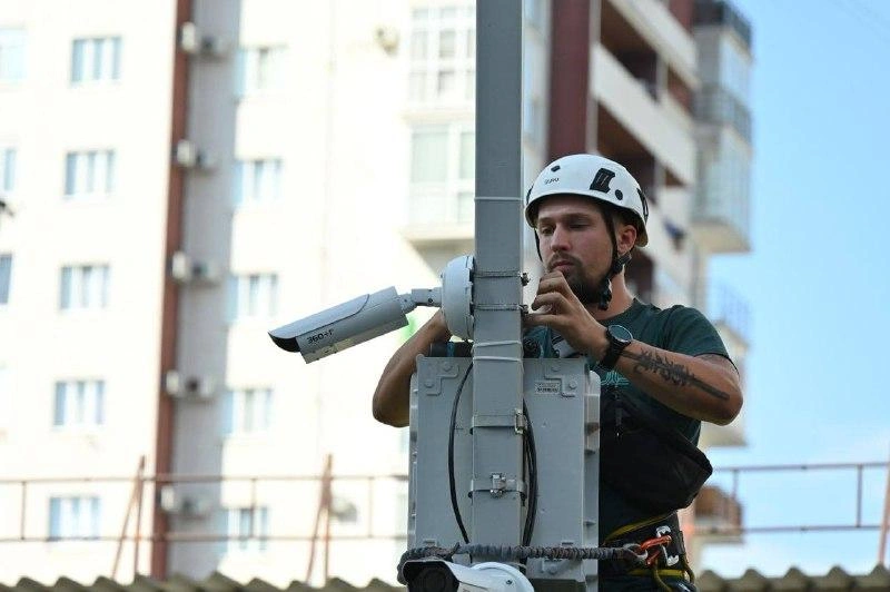 Установлено и смонтировано 192 новые камеры | Источник: sochi.ru