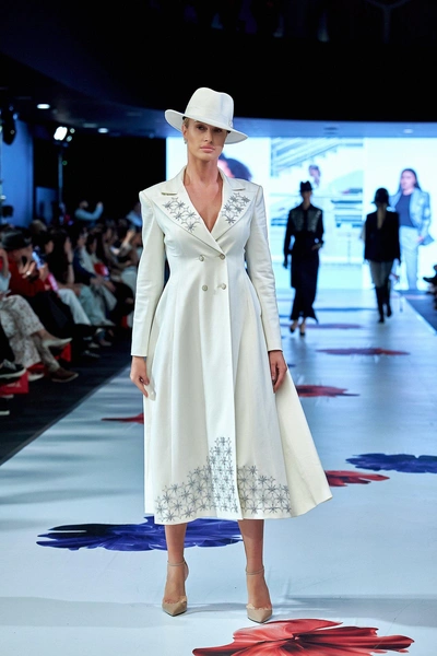 Kazakhstan Fashion Week. Бренд Assem Meiram