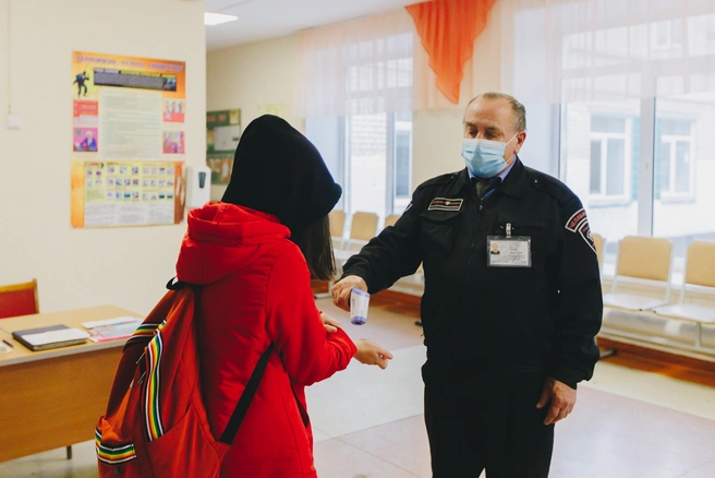 В этом учебном году в муниципальных школах, лицеях и гимназиях учатся 130 тысяч 27 маленьких самарцев | Источник: Дарья Пона / 74.RU