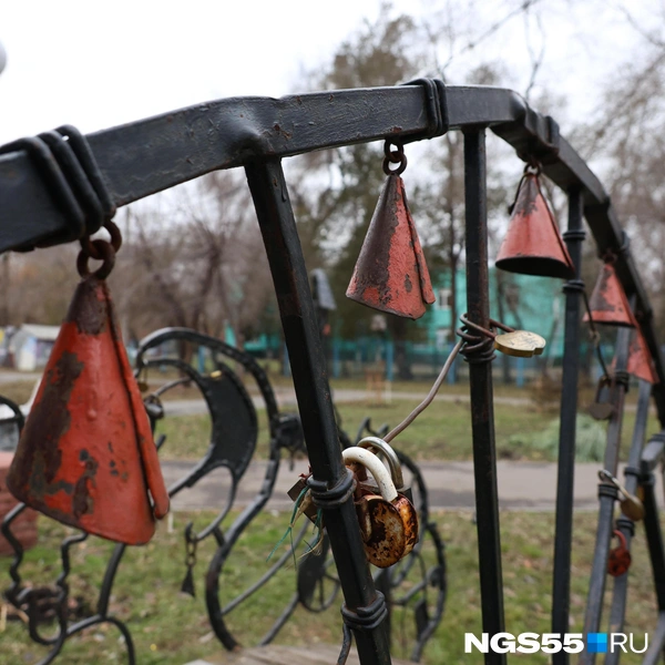Наверняка влюбленные периодически возвращаются сюда | Источник: Евгений Софийчук / NGS55.RU