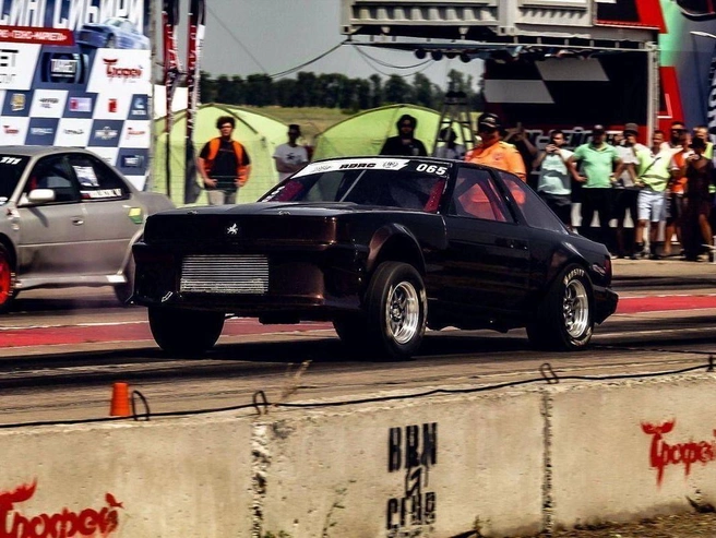 Toyota Soarer 1984 года, выставленный на продажу в Новосибирске за 4,5 миллиона рублей | Источник: Drom.ru