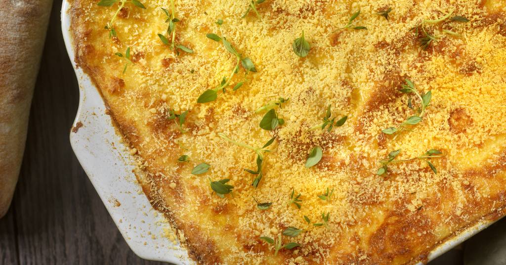 Как приготовить фарш в духовке с картошкой и сыром