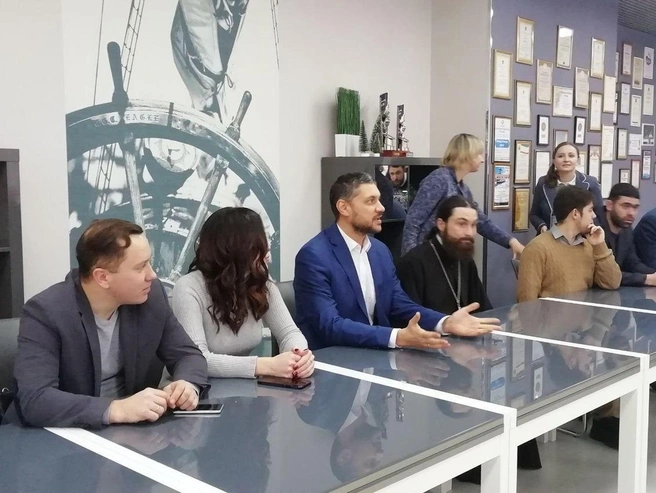 Строгий полицейский Осипов — новое в телеграм-канале «Чита.Ру» | Источник: telegram