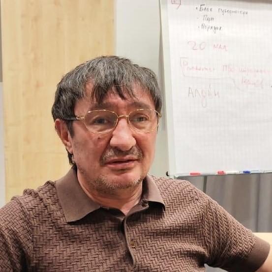 <p>Эдуард Гаврилов</p>