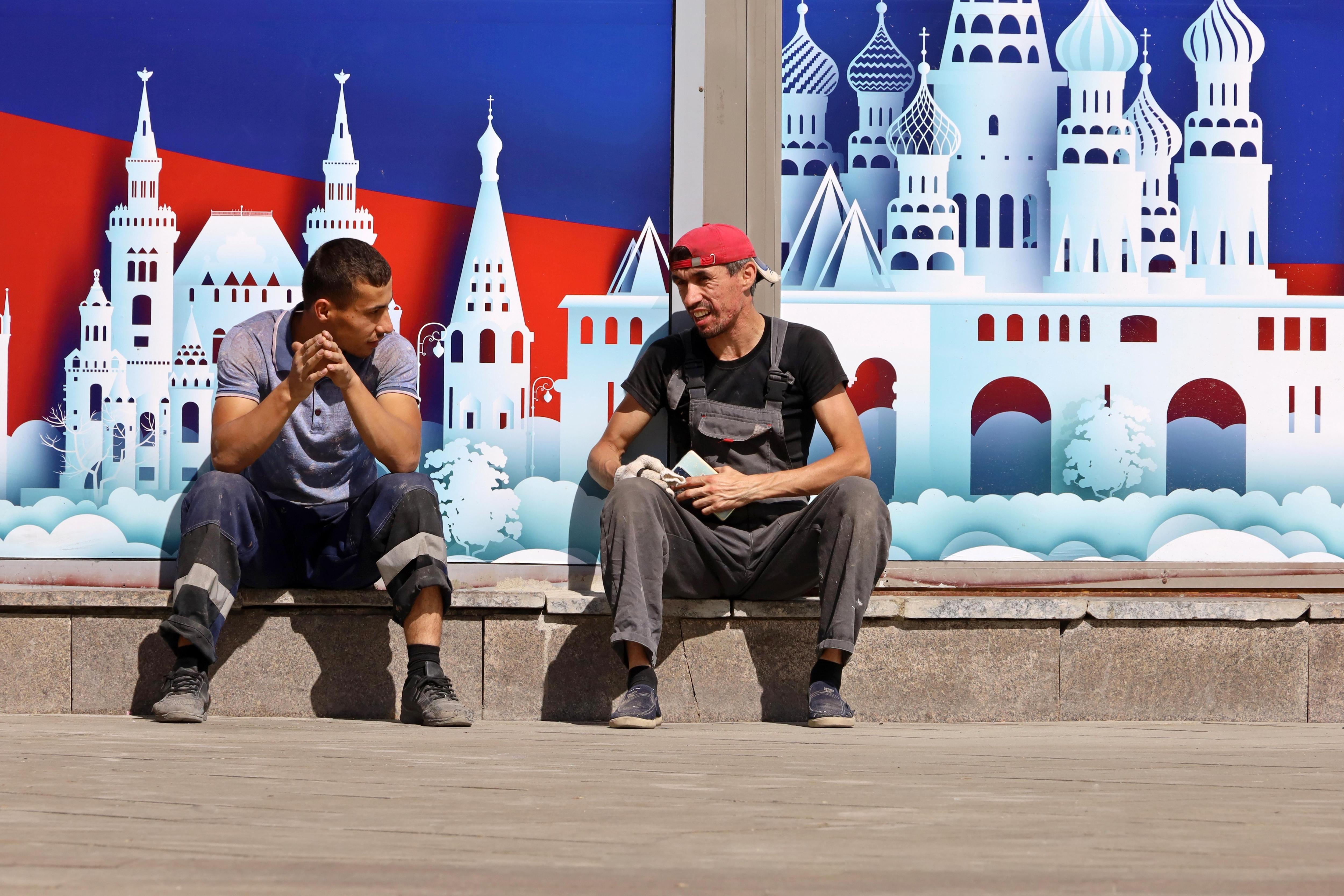 В России разработали курс для адаптации мигрантов: что в него вошло