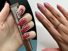 Polka dot nails: главный маникюр весны 2025, который уже стал вирусным