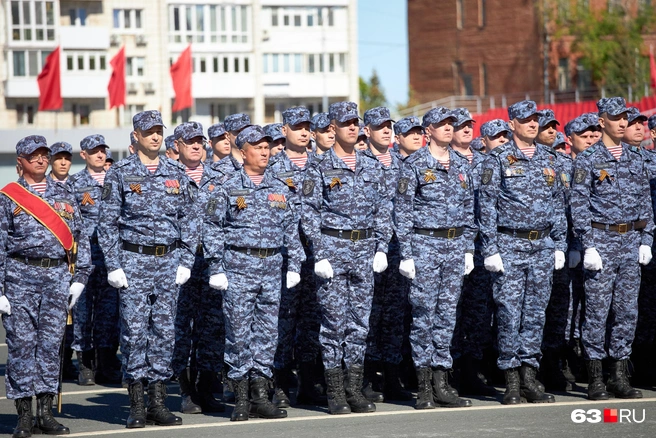 Можно будет увидеть много красивых мужчин в форме  | Источник: Роман Данилкин / 63.RU