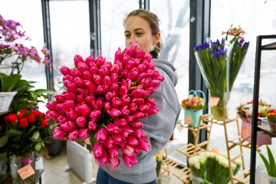Ажиотаж на цветы в Москве в День святого Валентина