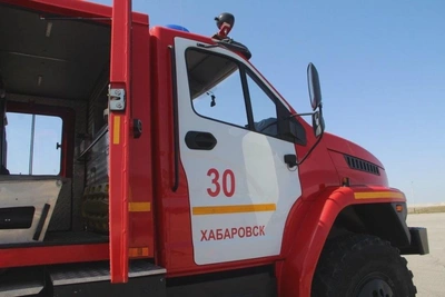 Огонь в селе Ракитное повредил веранду и кровлю дома