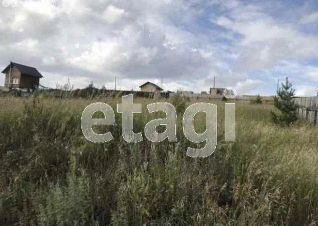 Участок зарос сорняками | Источник: realty.yandex.ru