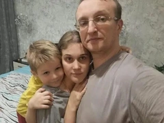 Женщина, потерявшая память при родах, умерла на руках у сына — мужа не оказалось рядом