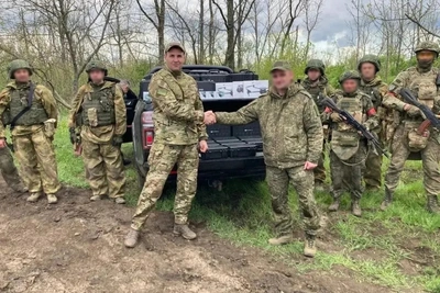 Дмитрий Демешин привёз технику и оборудование бойцам в зону СВО