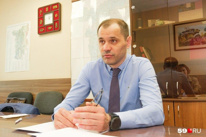 Дмитрий Викторович согласился рассказать, что ждет Кунгурскую ледяную пещеру после закрытия | Источник: Тимофей Калмаков / 59.RU