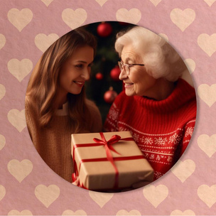 Стать Дедом Морозом может каждый: как помочь пожилым людям, которые находятся в тяжелой ситуации