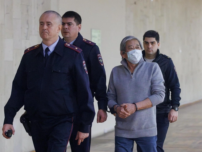 Одно из самых резонансных судебных дел года. Пенсионер Александр Пак получил 11 лет колонии за наезд на многодетную мать, повлёкший её гибель | Источник: Алексей Волхонский / V1.RU
