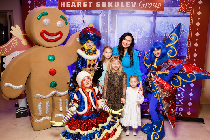 Hearst Shkulev Group провел Детскую новогоднюю елку в ДМТЮА на новой сцене на Чистых прудах