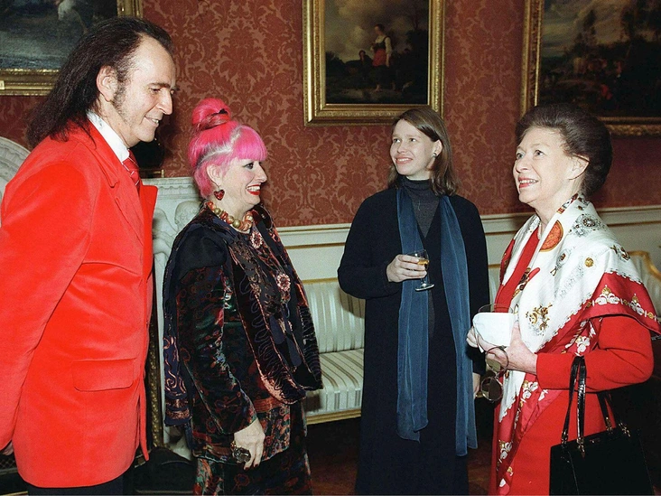 Сара Чатто и принцесса Маргарет в картинной галерее Букингемского дворца