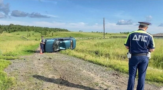 Мужчина был пьян, водительских прав у него не было | Источник: Госавтоинспекция Свердловской области