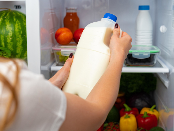 Худшее место в холодильнике для хранения молока — вы делаете все наоборот