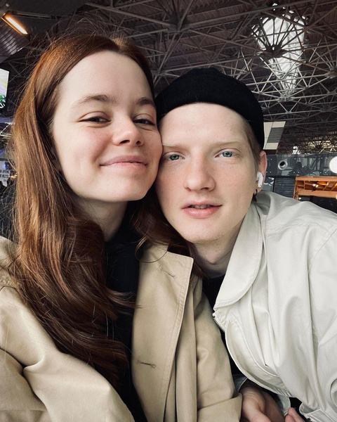 Звезда фильма «По щучьему велению» Мила Ершова и Святослав Рогожан сыграли свадьбу