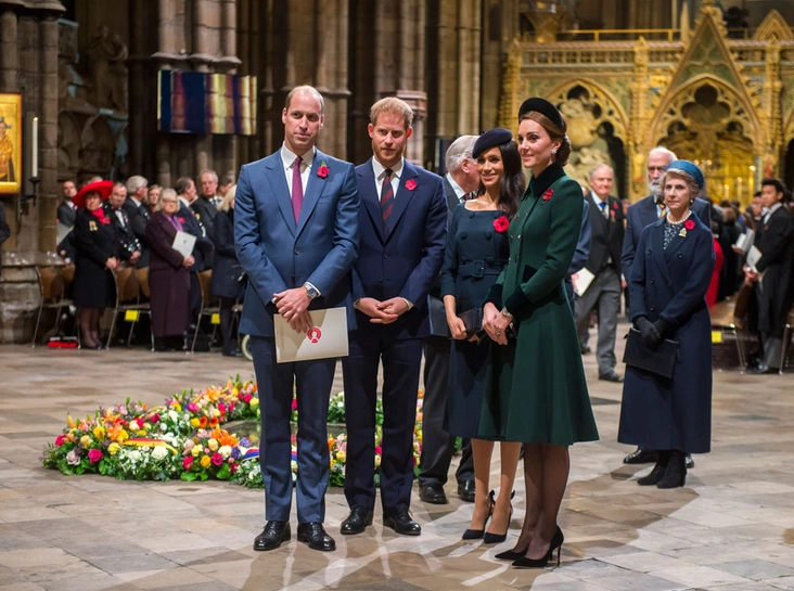 Герцоги Сассекские и Кембриджские на богослужении, посвященном столетию Первой мировой войны в Вестминстерском аббатстве, 11 ноября 2018 год