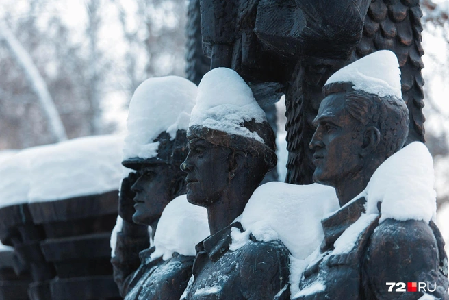 А как вам такие снежные шапочки? | Источник: Ирина Шарова / 72.RU