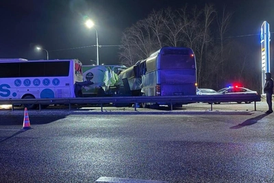 Шесть пострадавших в массовом ДТП с автобусами