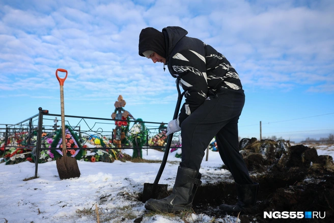 Столкновение со смертью в этой профессии неизбежно | Источник: Евгений Софийчук / NGS55.RU