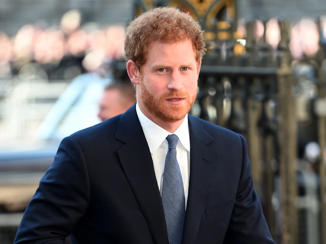 Принц Гарри посещает ежегодную службу по случаю Дня Содружества, 13 марта 2017 | marieclaire.ru