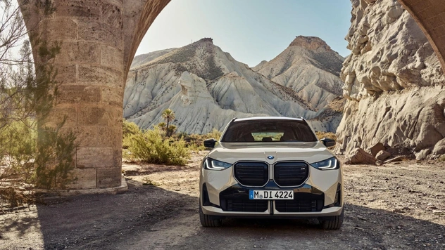 Вдвое больше «ноздрей»: BMW представила X3 нового поколения
