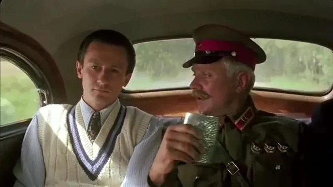 Источник: кадр из фильма «Утомленные солнцем» (1994 г.), реж. Никита Михалков