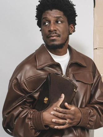 11 новых имен Balenciaga: от Вайноны Райдер до Харриса Дикинсона