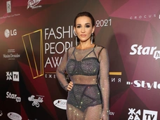 Чехова в «голом» платье, опухшая Катя Лель и похорошевшая Барановская: звезды на светской премии