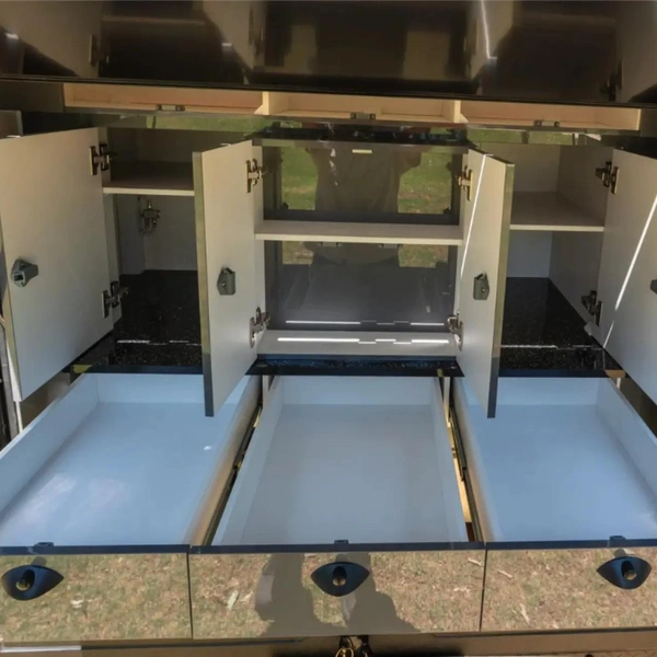 Комфортабельная хижина: оцените жилой прицеп Escape Pod из Австралии для небольших путешествий