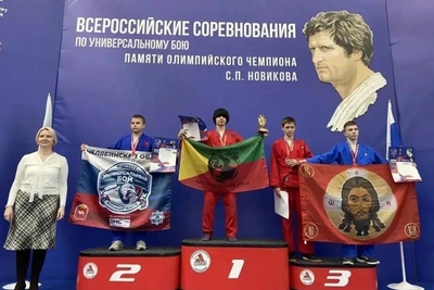 Забайкальцы выиграли 13 медалей на соревнованиях по универсальному бою в Москве