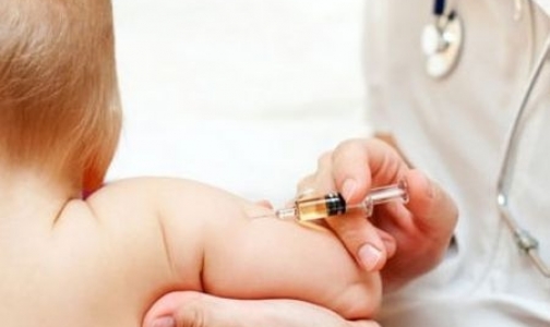 Минздрав утвердил новую бесплатную прививку. Ее будут делать двухмесячным грудничкам