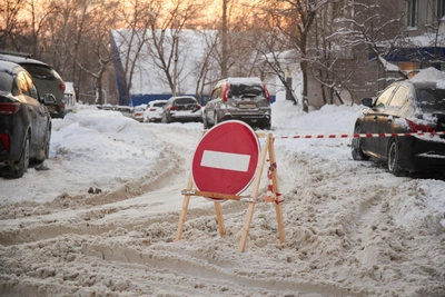 В Кургане временно запретят проезд через двор на Сухэ-Батора