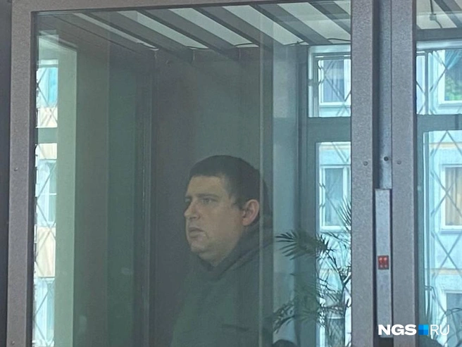 Александр Штайда был немногословен — он лишь заявил, что признает вину | Источник: Эмиль Фукс / NGS.RU